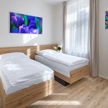 Downtown Jugoslavska 4*