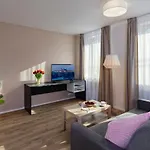 Downtown Jugoslavska Aparthotel 4*