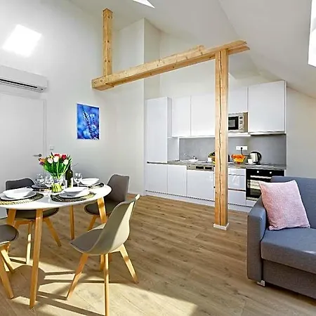 Downtown Jugoslavska Aparthotel Praga