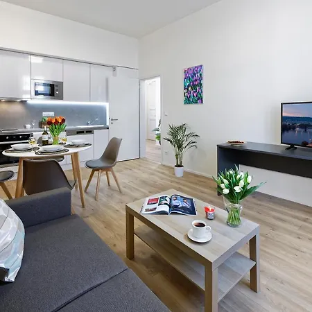 Downtown Jugoslavska Apartmanhotel Prága